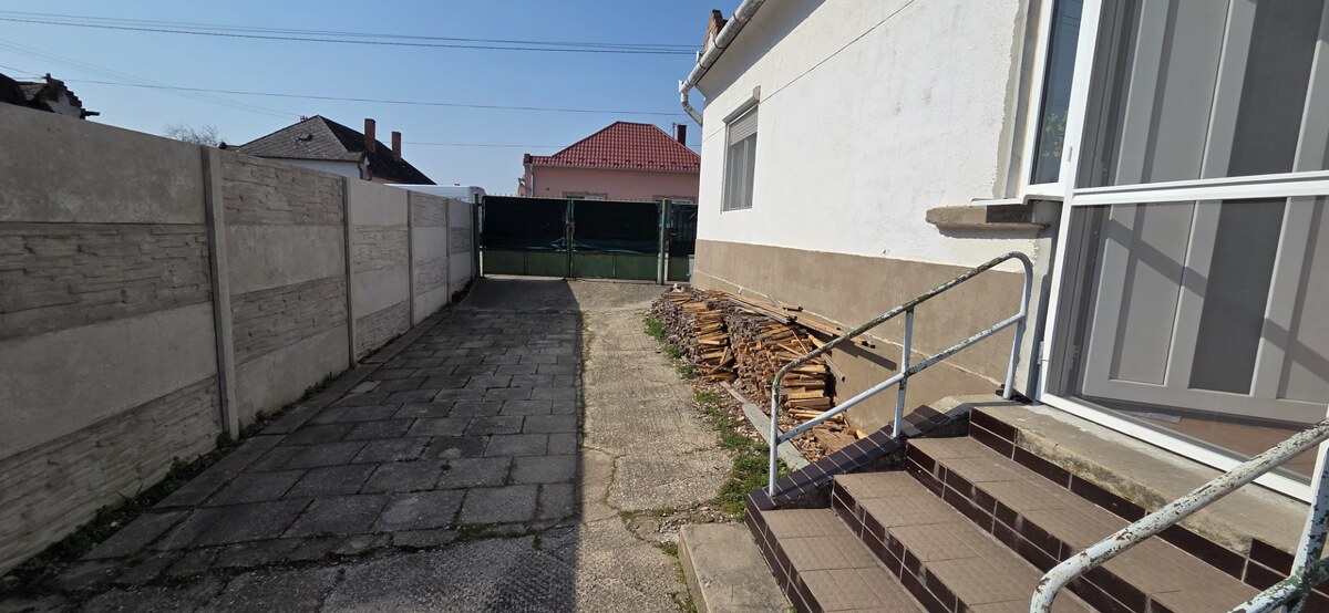Na predaj rodinný dom v obci Sap, v tesnej blízkosti Dunaja. — foto 4