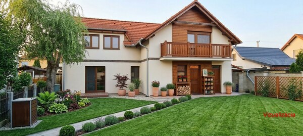 Rezervované - Dvojpodlažný 6-izbový dom s pivnicou, BLATNÉ