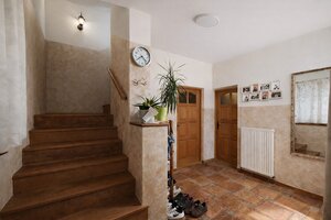 Rezervované - Dvojpodlažný 6-izbový dom s pivnicou, BLATNÉ — foto 10