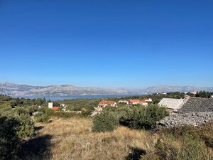 Na predaj hrubá stavba -  apartmánový dom na ostrove Brač, Chorvatsko! — foto 2
