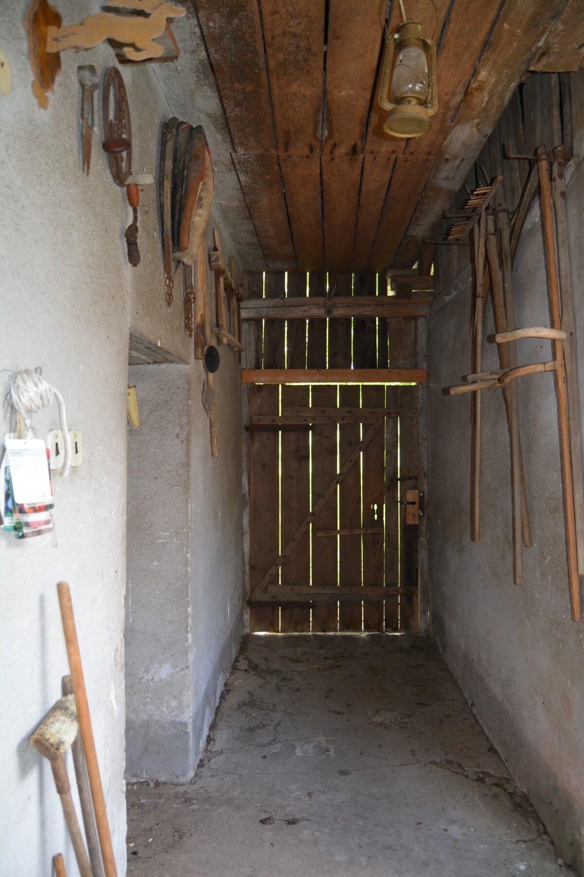 Chalúpka schúlená v okolitých ovocných sadoch! — foto 14