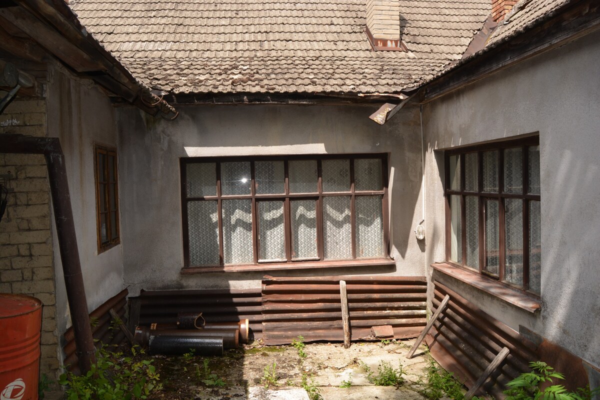 Chalúpka schúlená v okolitých ovocných sadoch! — foto 4