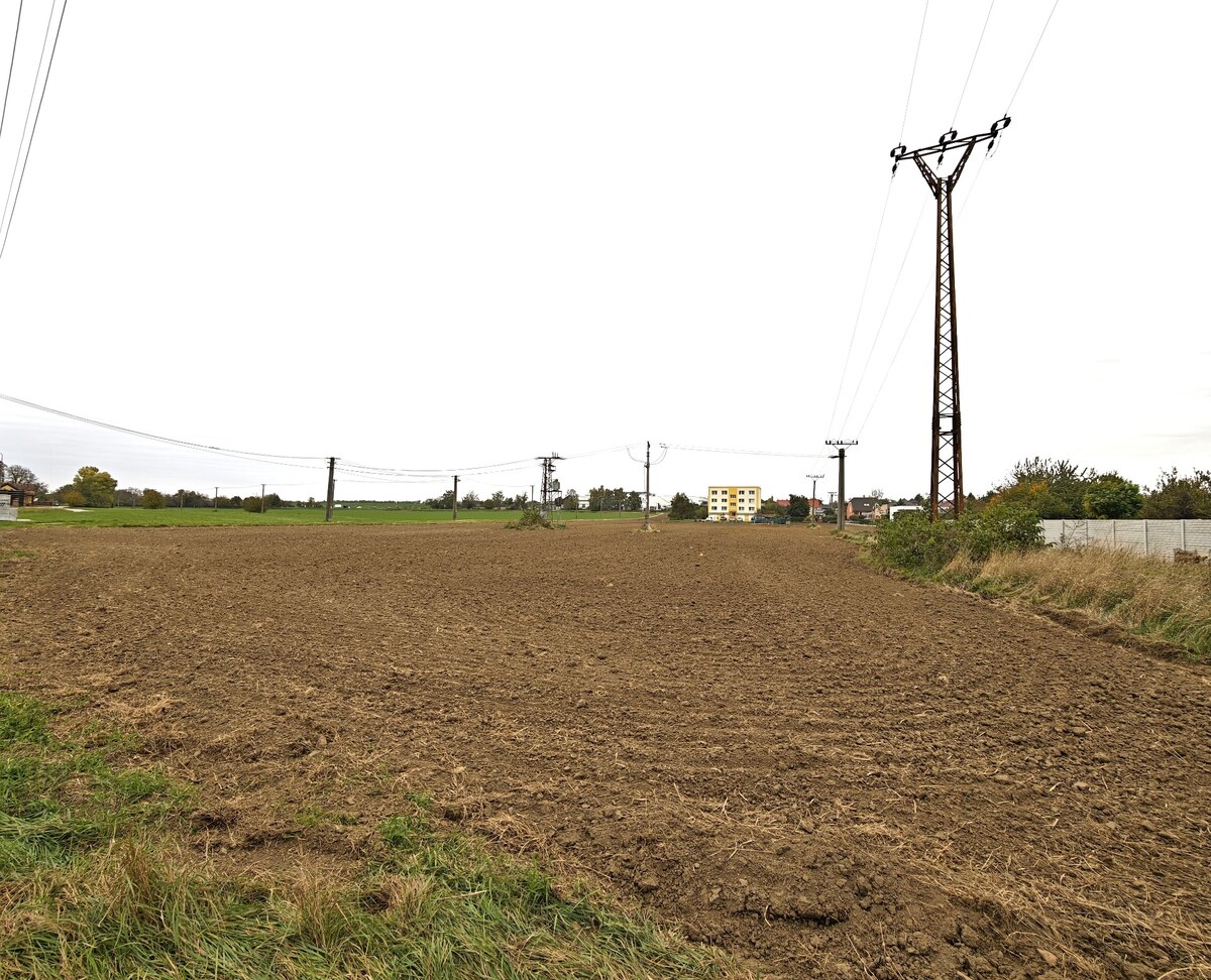 Predaj pozemku na výstavbu rodinných domov - ŠELPICE — foto 2