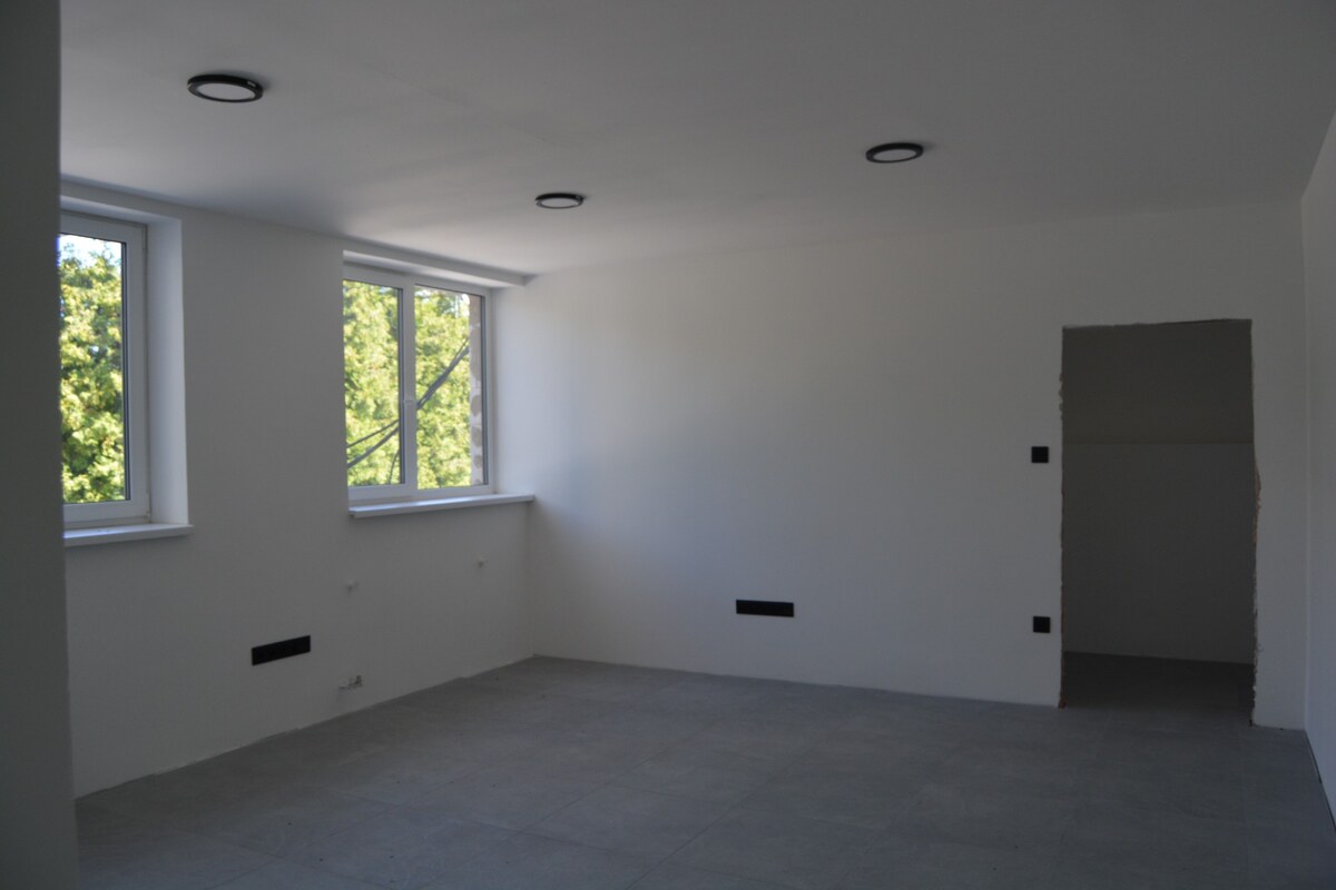 Prenájom haly s pevnou parabolickou konštrukciou, 1000 m2, Hlohovec! — foto 12