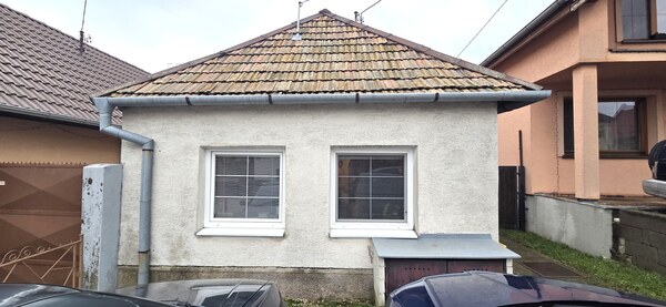 Rezervované! Na predaj 2 izbový rodinný dom, Dolné Orešany!