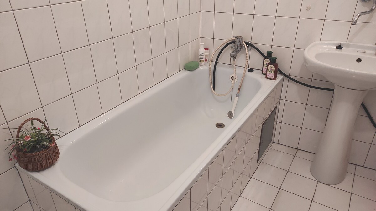 Polyfunkčný dom pri fontáne v srdci Brezovej, bývanie i podnikanie! — foto 9