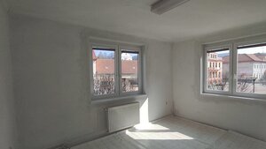 Polyfunkčný dom pri fontáne v srdci Brezovej, bývanie i podnikanie! — foto 5