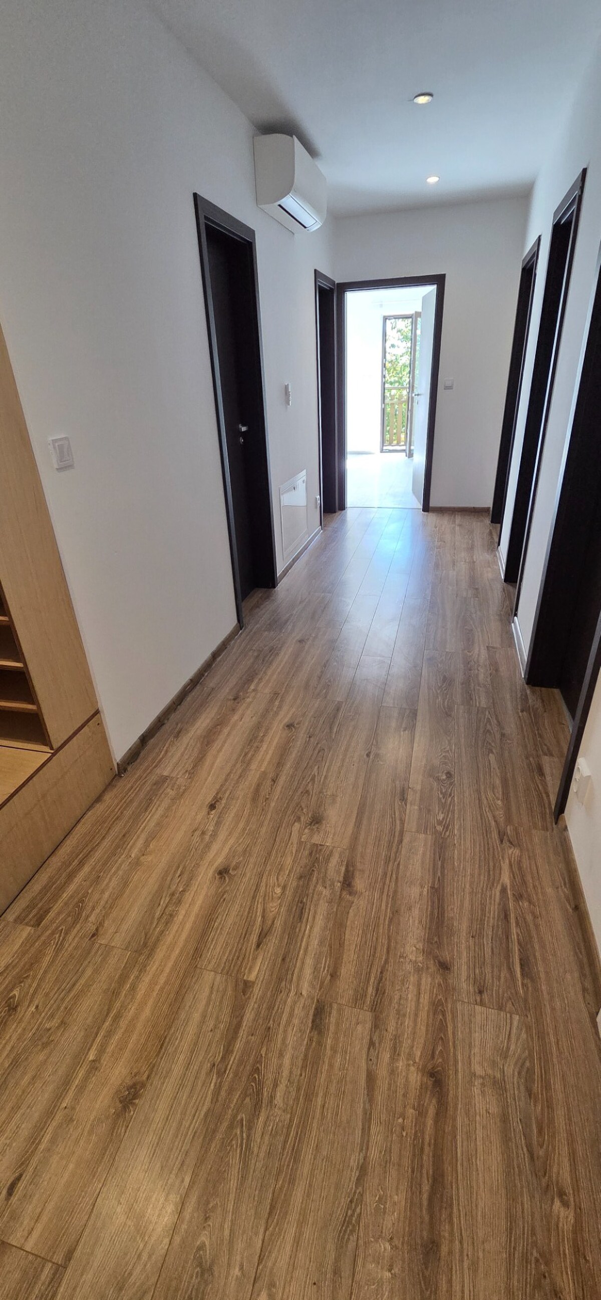 Na predaj priestranný 6,5-izbový rodinný dom, kde budete chcieť žiť! — foto 10