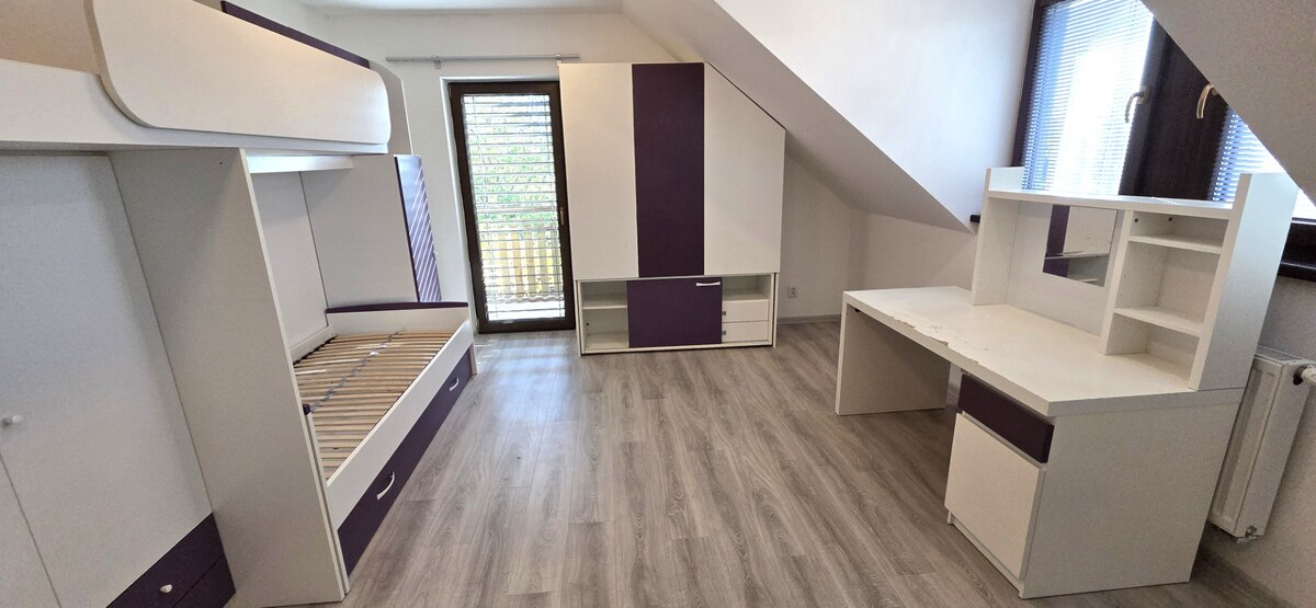Na predaj priestranný 6,5-izbový rodinný dom, kde budete chcieť žiť! — foto 7