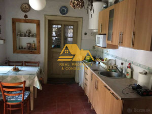 Predám dom s veľkým pozemkom v obci Černík — foto 2