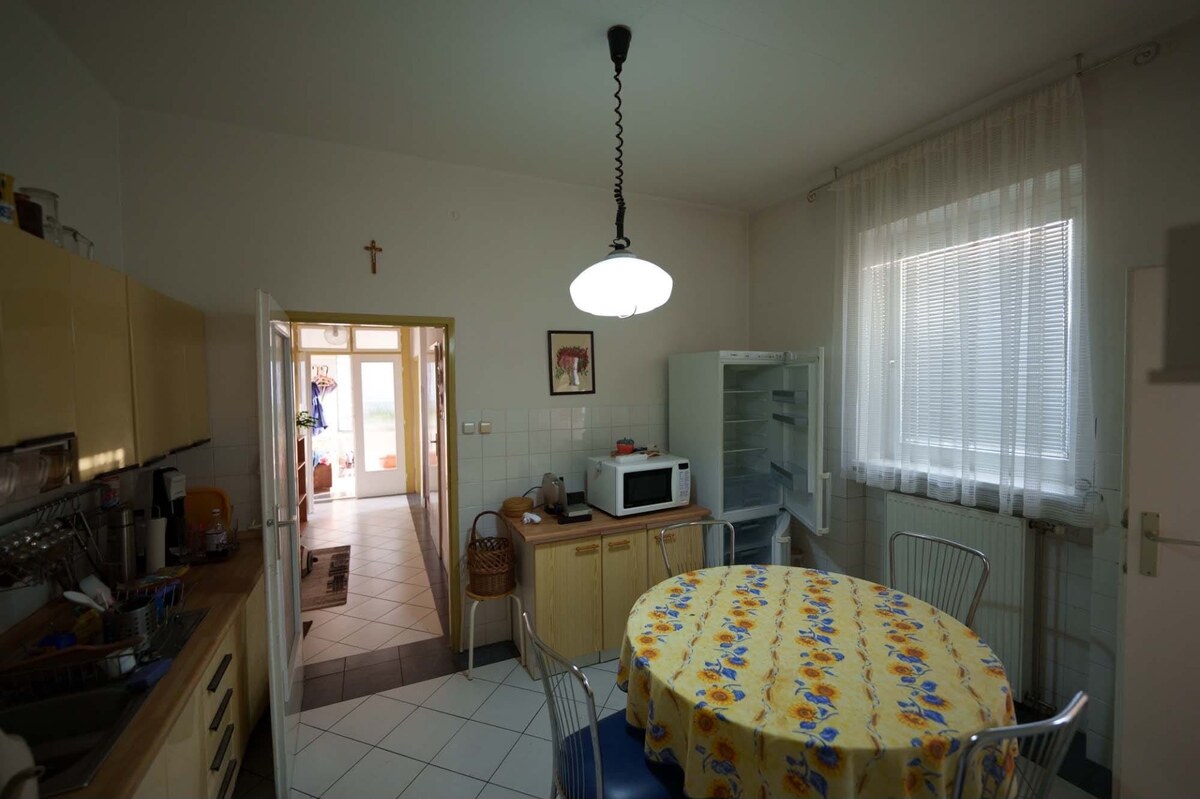 Prenajmem rodinný dom v Nových Zámkoch — foto 4