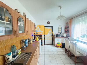 Znížená cena! Predám 2 x rodinný dom so 42ár pozemkom v Malej Mani — foto 1