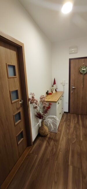 Predám 2 izbový byt na sídlisku Juh v Nových Zámkoch — foto 11