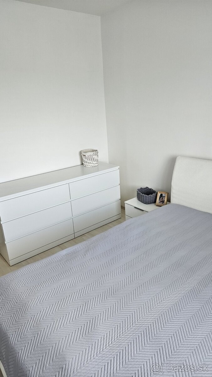 Predám 3 izbový byt s balkónom na sídlisku Juh v Nových Zámkoch — foto 7