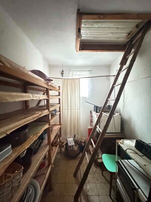 Predám rodinný dom s veľkým pozemkom v obci Černík — foto 12