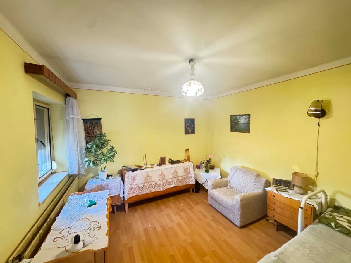 Predám dom s veľkým pozemkom vo Dvoroch nad Žitavou — foto 8