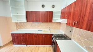 Predám 3 izbový byt s loggiou na sídlisku Juh v Nových Zámkoch — foto 5