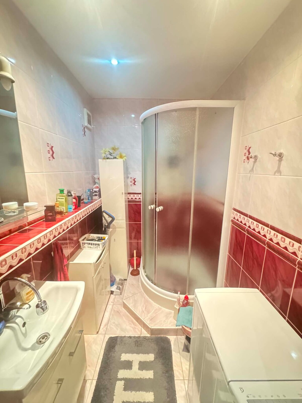 Predám 3 izbový byt s loggiou na sídlisku Juh v Nových Zámkoch — foto 8
