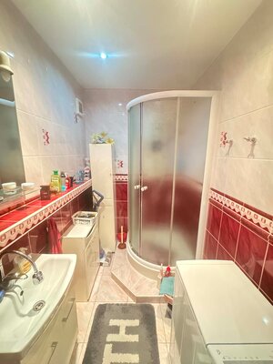 Predám 3 izbový byt s loggiou na sídlisku Juh v Nových Zámkoch — foto 8