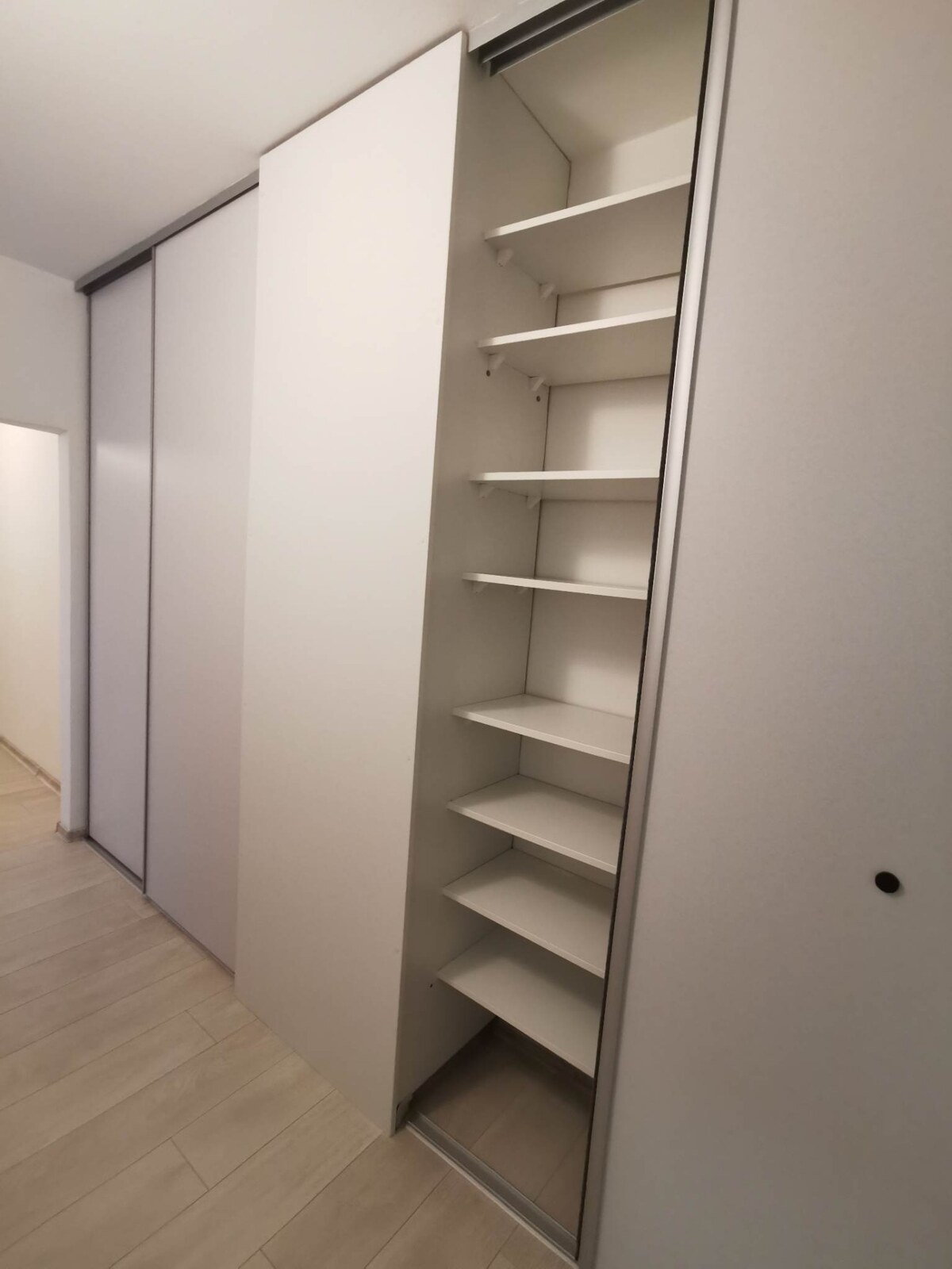 Prenajmem 2 izbový byt s balkónom v Nových Zámkoch — foto 11