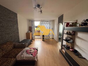 Exkluzívne! Predám 3 izbový byt s 2 balkónmi v Nových Zámkoch — foto 2