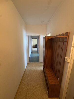 Exkluzívne! Predám 2 izbový byt s veľkým balkónom v Nových Zámkoch — foto 8