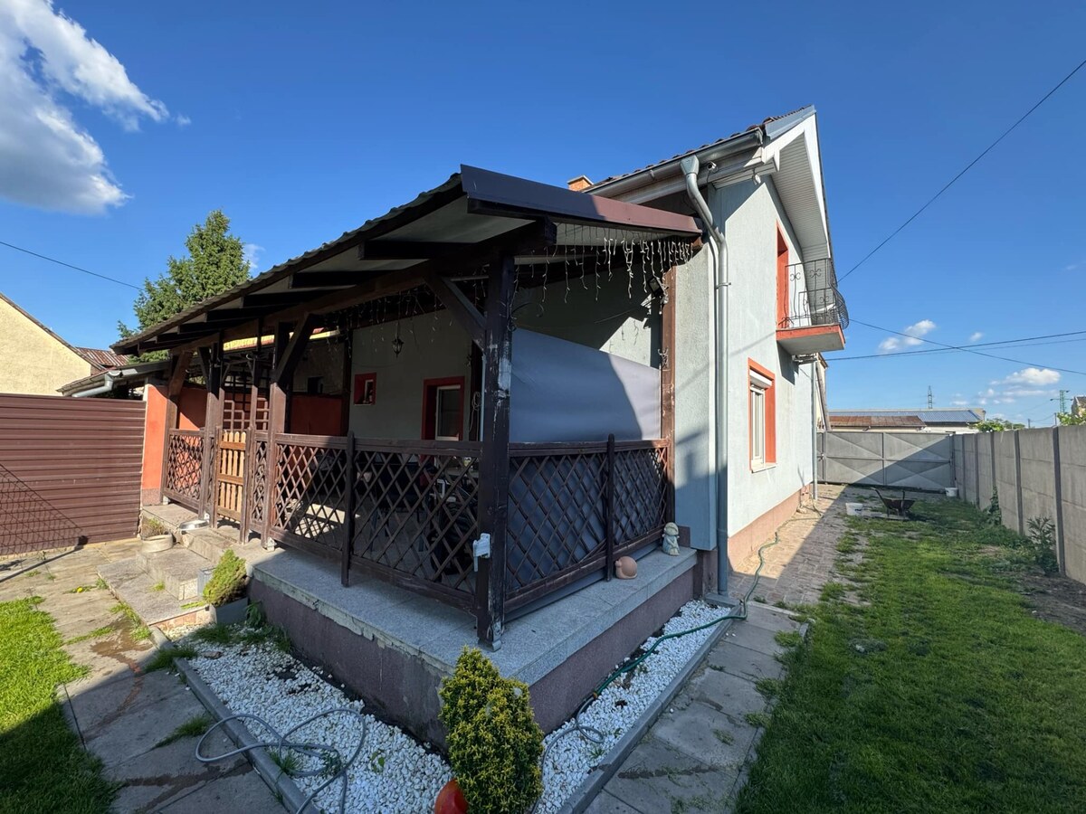Exkluzívne! Predám rodinný dom v Nových Zámkoch — foto 2