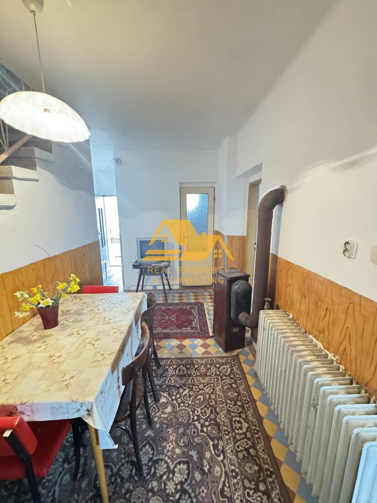 Exkluzívne! Predám rodinný dom s garážou v obci Bešeňov — foto 8