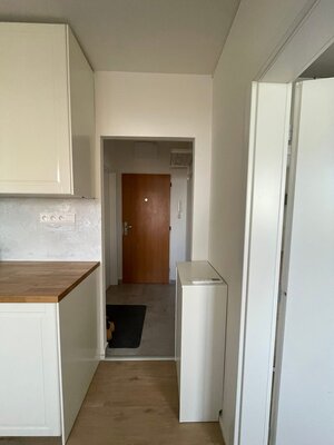 Prenajmem 1 izbový byt na Nábrežnej ulici v Nových Zámkoch — foto 8