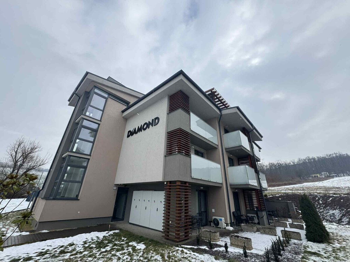 Výhodná ponuka! Moderný apartmán neďaleko kúpaliska v obci Podhájska — foto 8