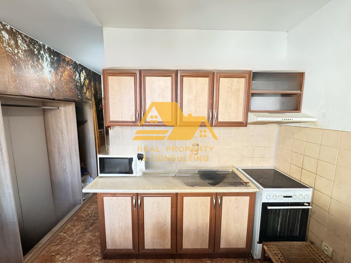 Predám 2 izbový byt s balkónom na sídlisku Juh v Nových Zámkoch — foto 5