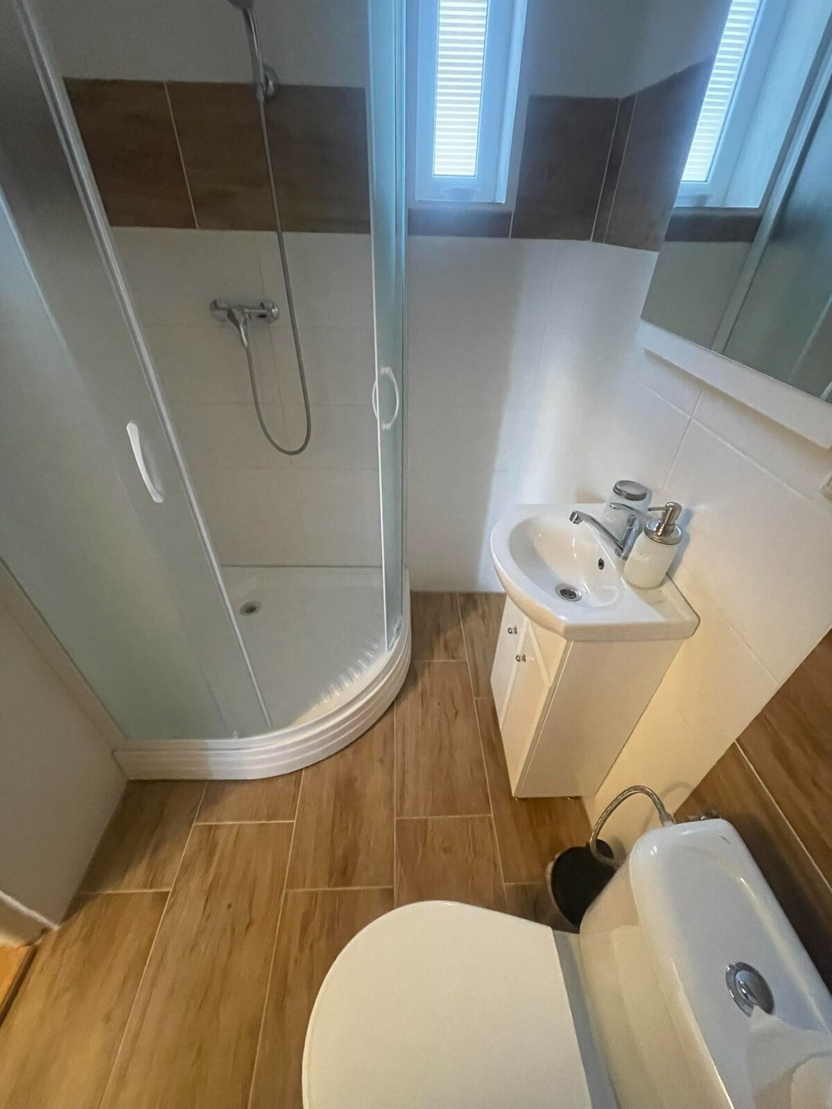 Predám zrekonštruovaný rodinný dom v obci Podhájska — foto 13