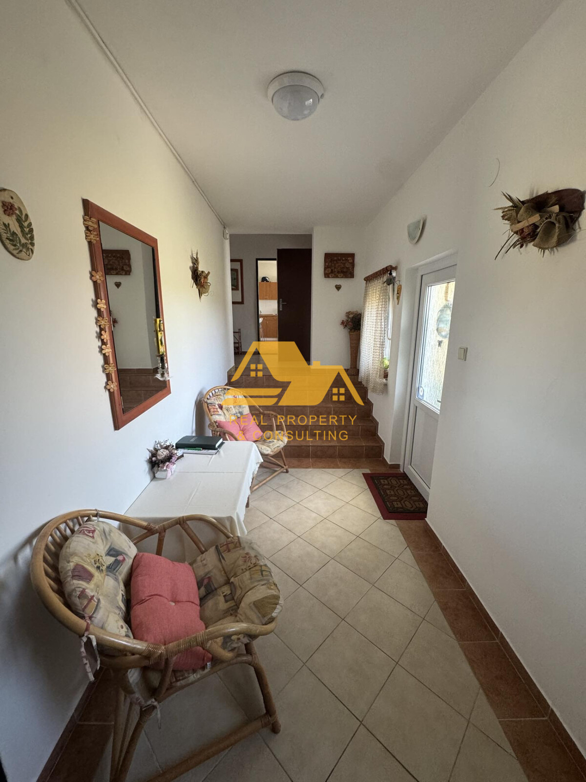 Exkluzívne! Predám apartmánový dom v obci Podhájska — foto 12