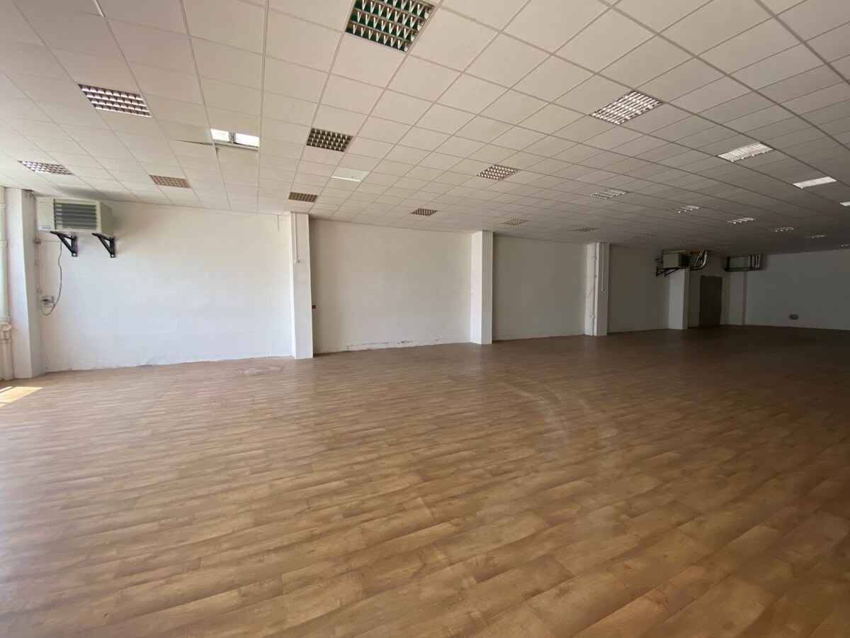 Prenajmem obchodný priestor v Nových Zámkoch