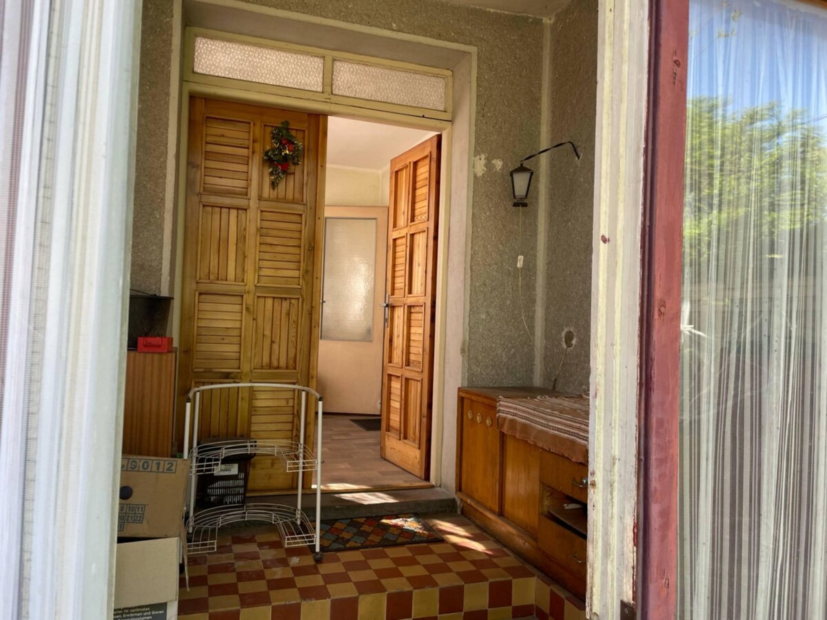 Predám poschodový rodinný dom v Nových Zámkoch — foto 3