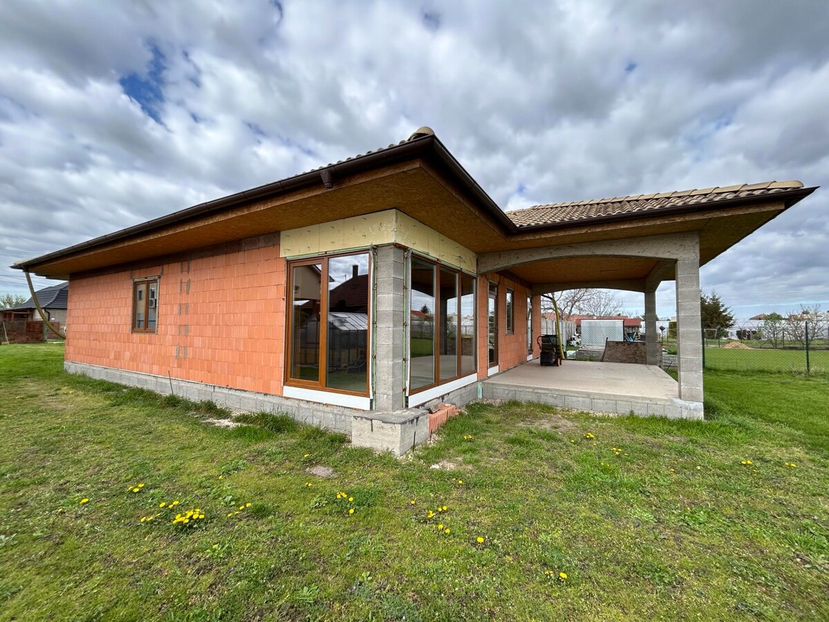 Predám novostavbu rodinného domu v obci Imeľ — foto 3
