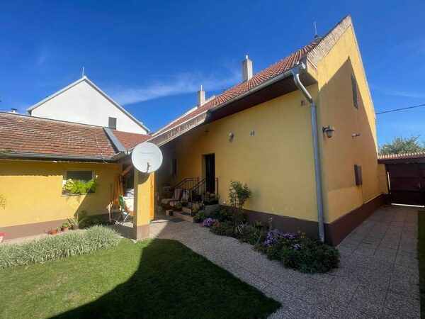 Znížená cena! Predám rodinný dom v Nových Zámkoch