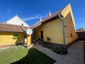 Znížená cena! Predám rodinný dom v Nových Zámkoch — foto 1