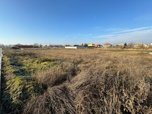 Predám stavebný pozemok vo Dvoroch nad Žitavou — foto 2