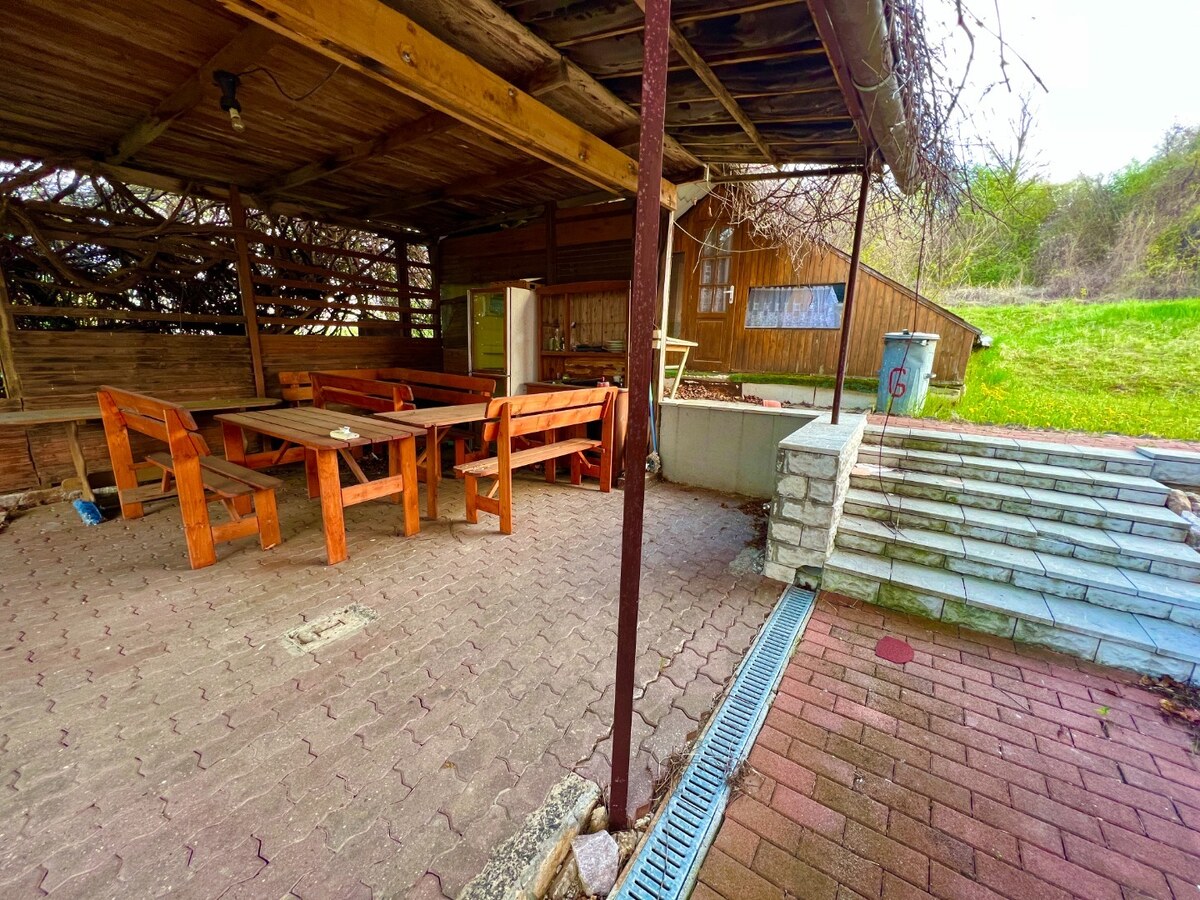 Predám rekreačnú chatu v obci Podhájska — foto 17