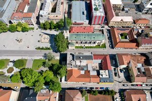 Predám podnikateľský objekt na hlavnom námestí v Nových Zámkoch — foto 6