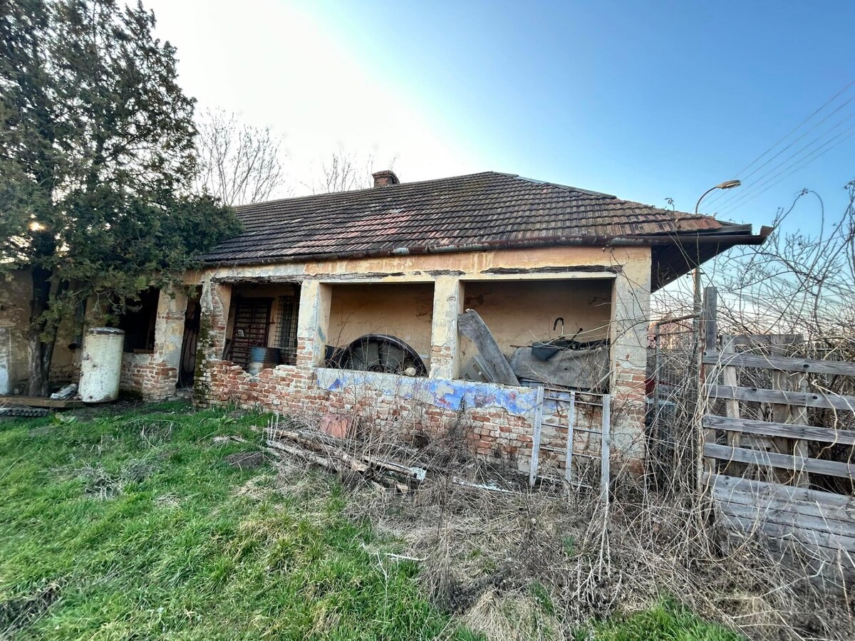 Predám pozemok so starým domom v obci Kolta — foto 10