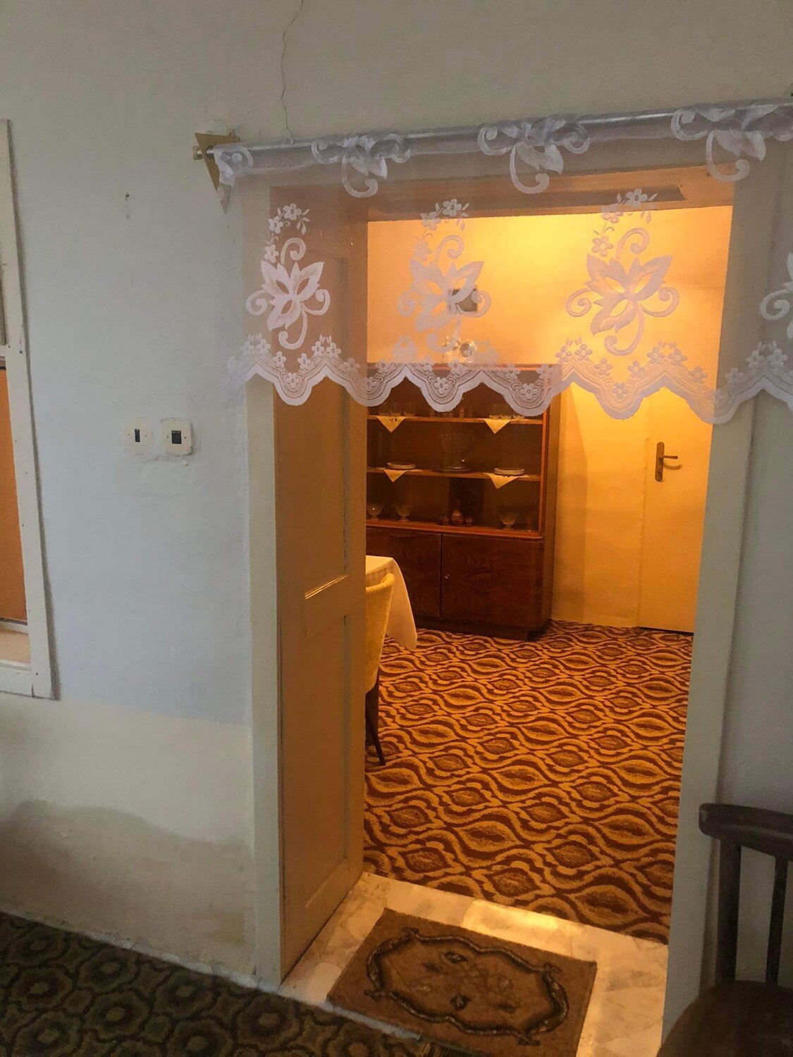 Predám rodinný dom s pozemkom v obci Bešeňov — foto 6