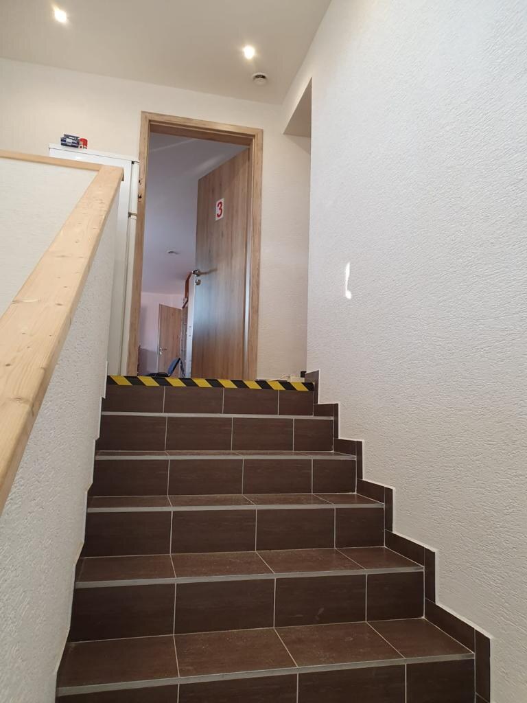 Predám podnikateľský objekt v Komjaticiach — foto 4