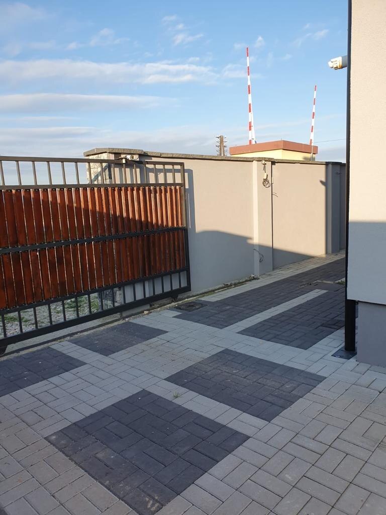 Predám podnikateľský objekt v Komjaticiach — foto 7