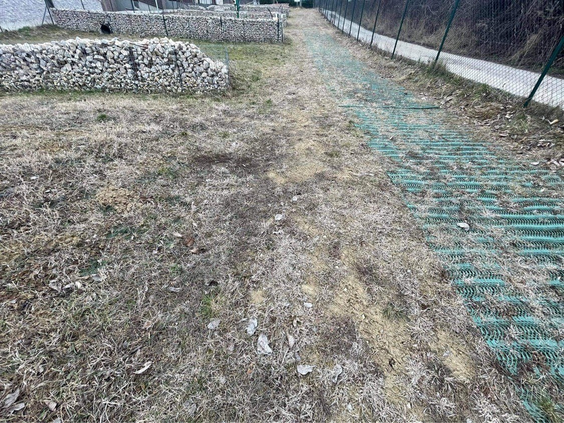 Predám stavebný pozemok v obci Podhájska