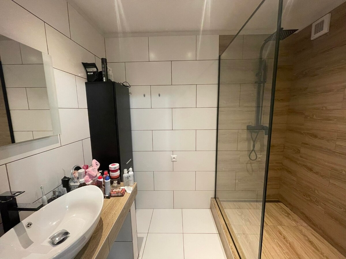 Prenajmem pekný 3 izbový byt s balkónom v Nových Zámkoch — foto 8