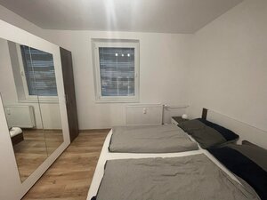 Prenajmem pekný 3 izbový byt s balkónom v Nových Zámkoch — foto 6