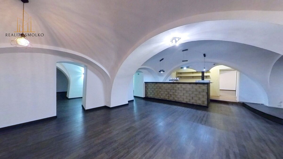 Exkluzívny prenájom priestorov pre kaviareň alebo vináreň – Hlavná uli — foto 2