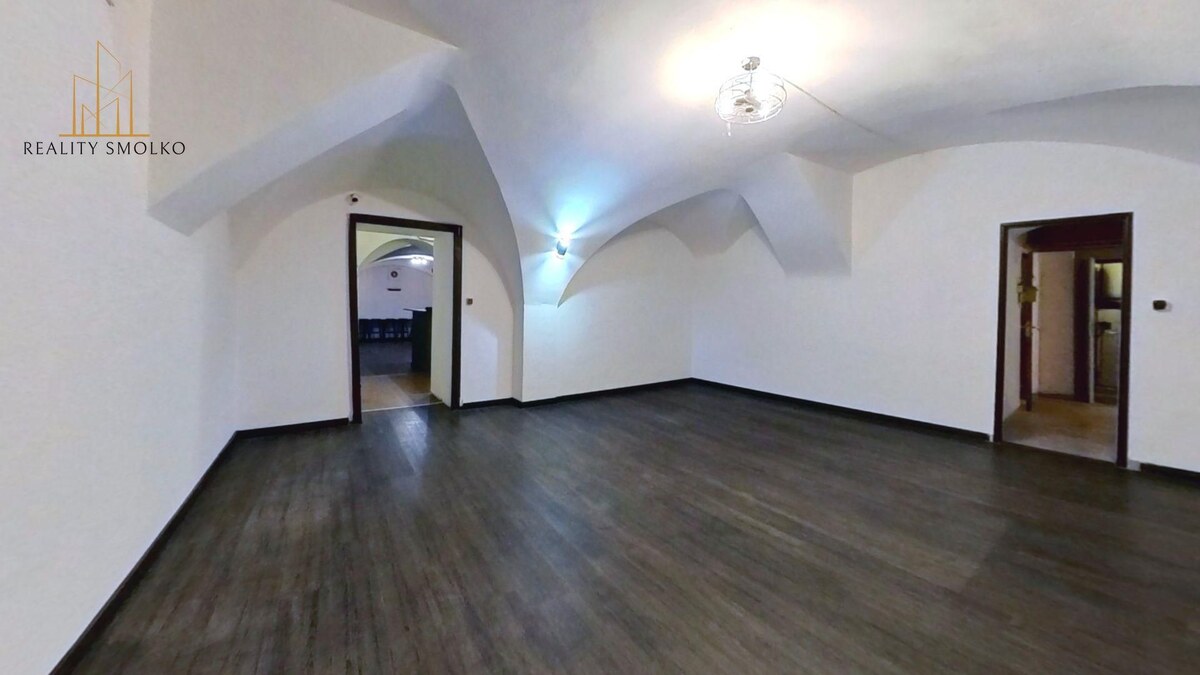 Exkluzívny prenájom priestorov pre kaviareň alebo vináreň – Hlavná uli — foto 3